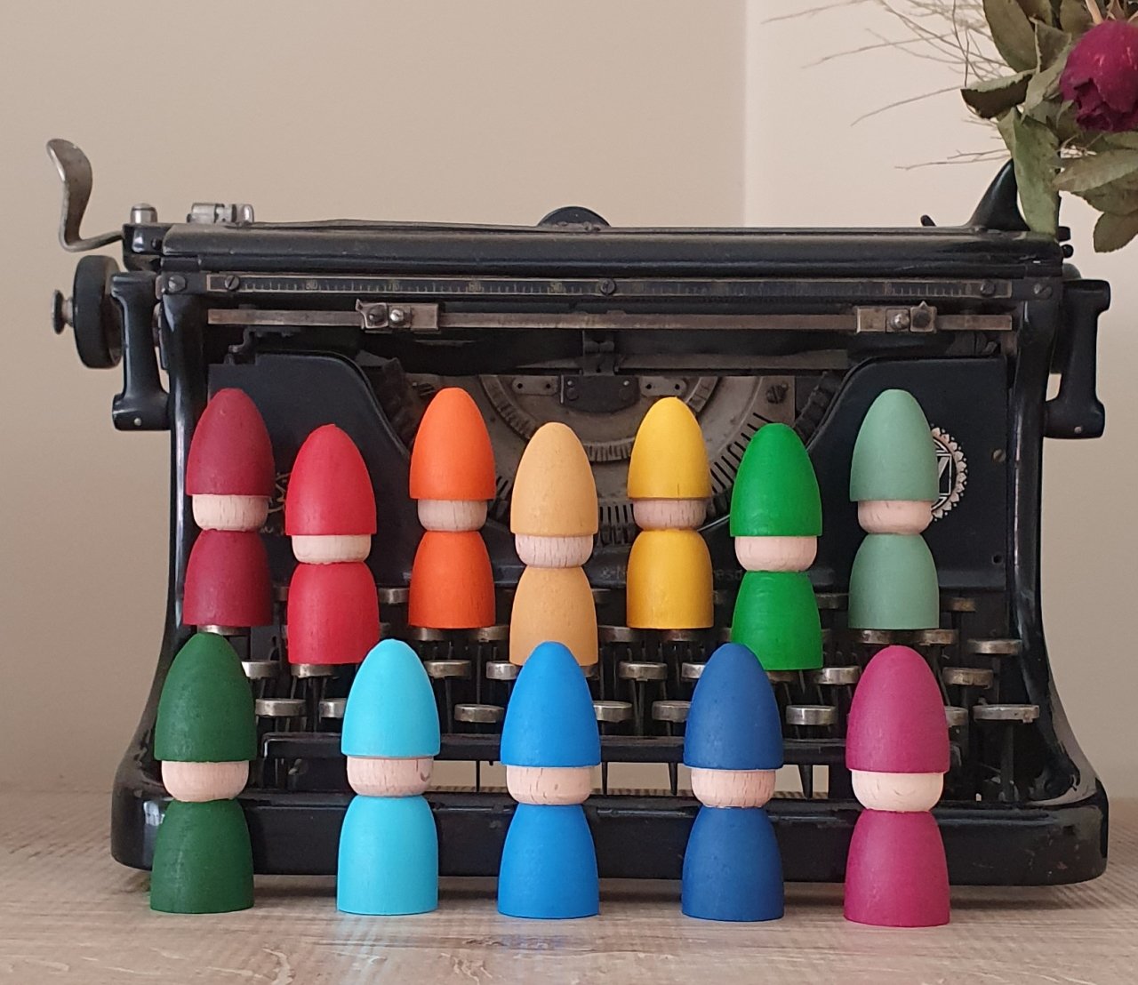 KirtKirt Ahsap Waldorf Gokkusagi Arkadaslari 12 Adet – Tirtil / Şapkalı Pegleri