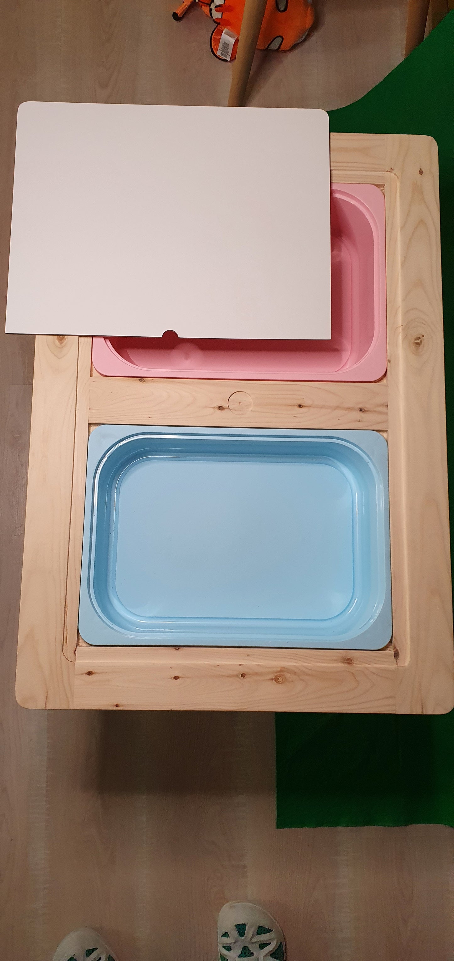 Aktivitätstisch - Kinderspieltisch aus massivem Naturholz